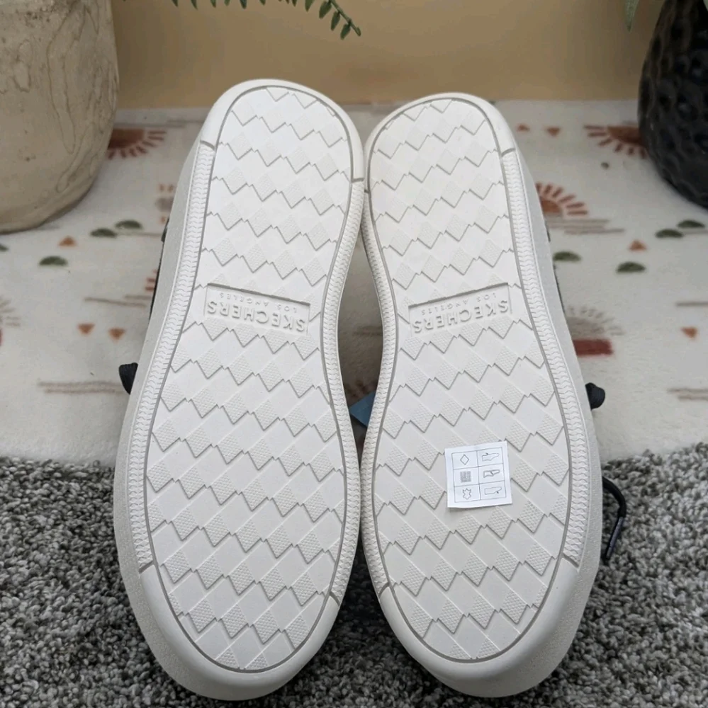 New Skechers Martha Stewart Plateau Chic Lady Platform Sneakers Women's Sz 7 - Picture 7 of 8